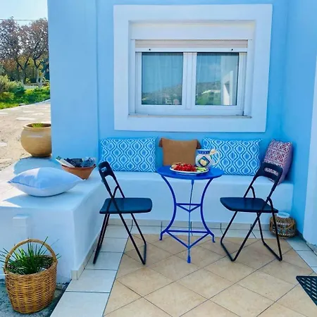 The Blue House Apartment