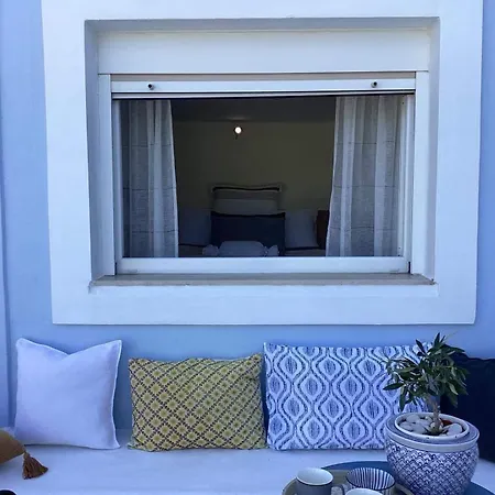 Апартаменты The Blue House