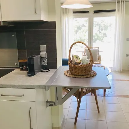 Daire The Blue House Vromolithos