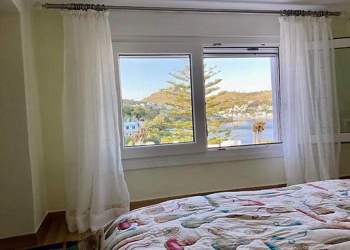 The Blue House Daire Vromolithos